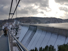 Seilhängebrücke an der Rappbode-Staumauer